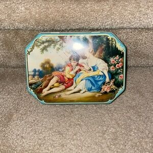 Antique Maybe Vintage for Sure English Tin